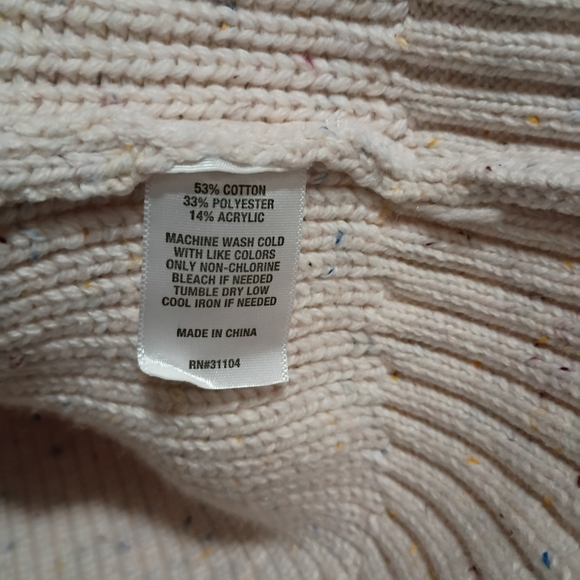 Crown & Ivy Speckled Cream Cardigan with Pockets - Picture 3 of 7